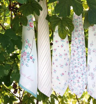 Preview: athea-geschirrtuch-greengate-rosa-pink-blumen
