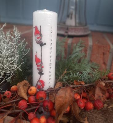 Preview: adventskerze-kalenderkerze-mit-nissen-zahlen