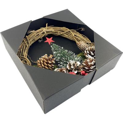kranz-haengend-advent-weihnachten-gold-deko