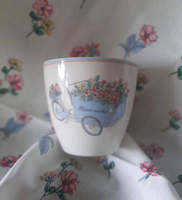 Preview: greengate-kaffeebecher-portia-blumen-bunt