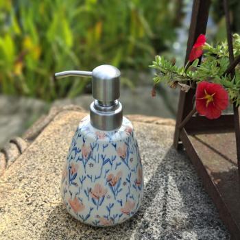 Preview: seifenspender-fuer-fluessigseife-creme-blau-apricot-gebluemt