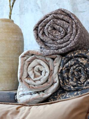 Preview: steppdecke-vintage-blumen-grau-sand-beige