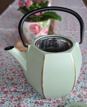 Preview: eisenkanne-fuer-tee-mit-sieb-mint