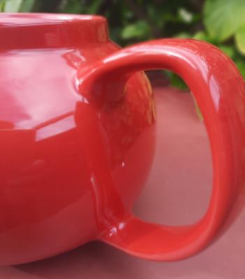 teekanne-gross-einfarbig-rot-glaenzend-b ware