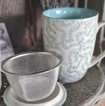 Preview: keramik-teetasse-mit-deckel-und-sieb-blau