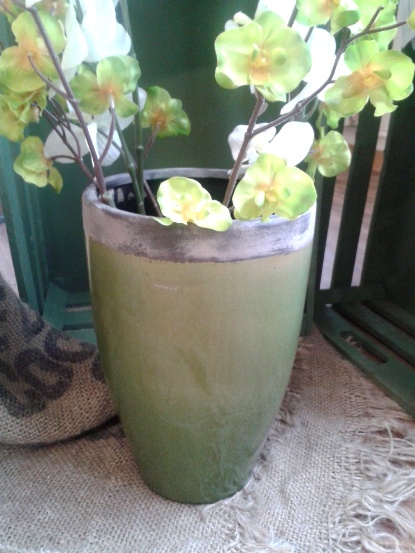 Hohe Blumenvase Keramik grün Landhausstil online kaufen