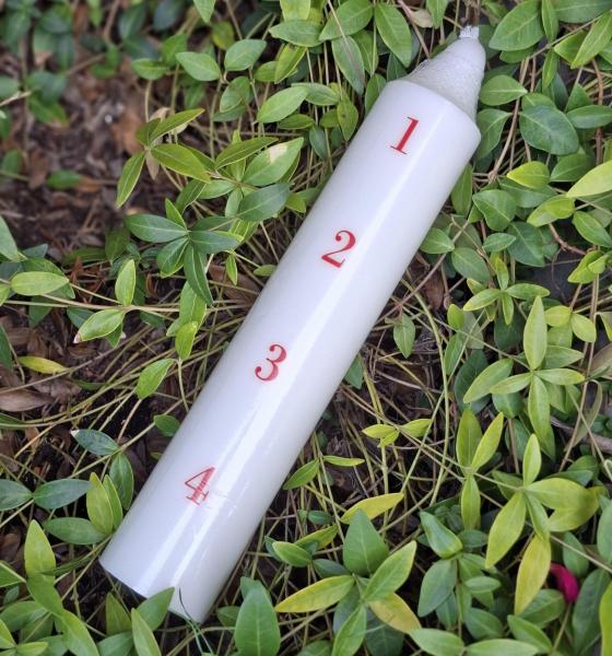 kalenderkerze-wochenzahlen-1-4-aus-schweden