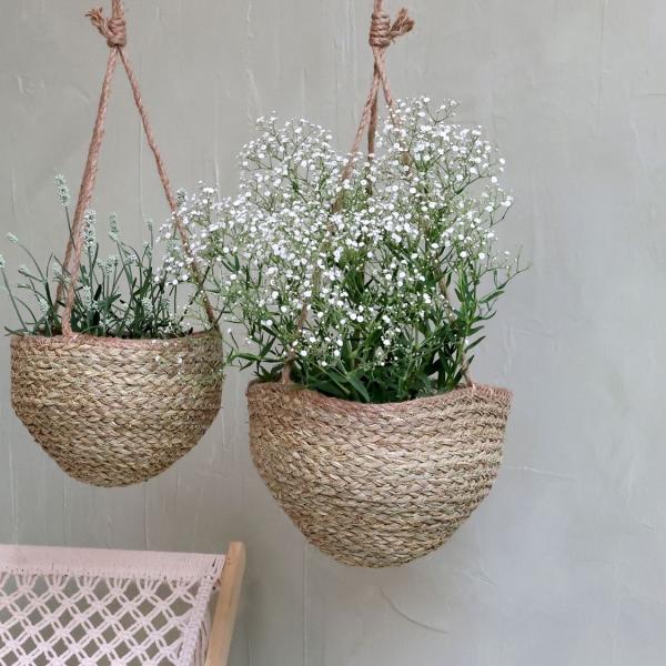 blumenampel-seegras-geflochten-natur-zum-haengen