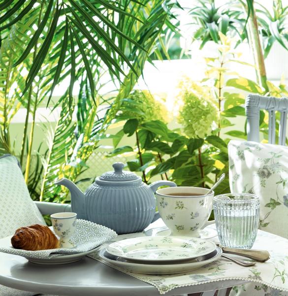 celestine-stoffserviette-hellblaue-rosen-greengate