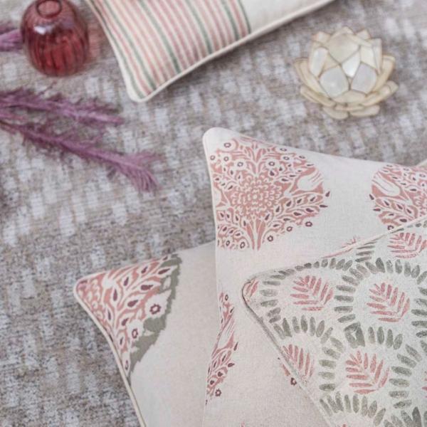 kissenbezug-30x50-rosa-altrosa-creme-gemustert