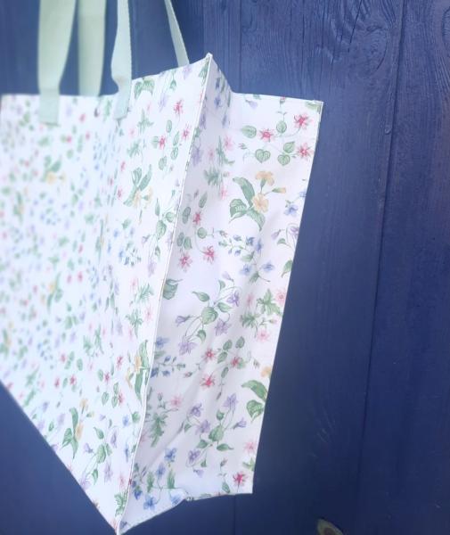 greengate-shopper-wachstasche-gebluemt