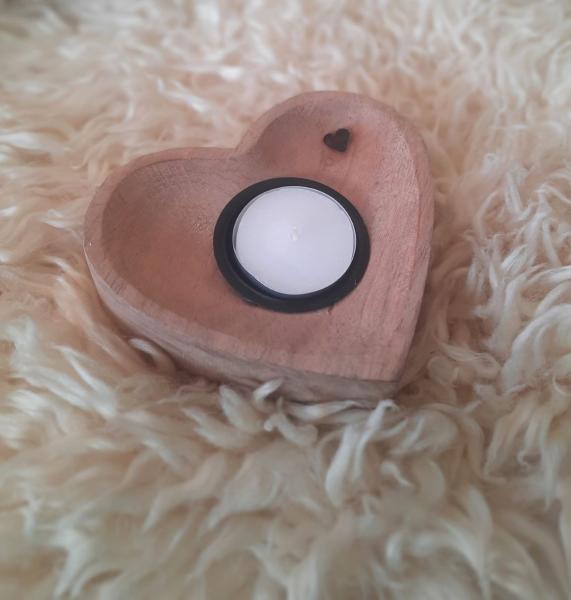 teellichthalter-braun-holz-herz-deko
