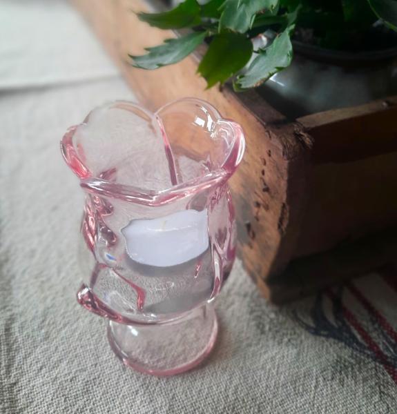 kerzenglas-tulpenform-rosa-fuer-teelichter