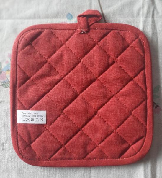 topflappen-gelb-rot-mit-katzen-motiv