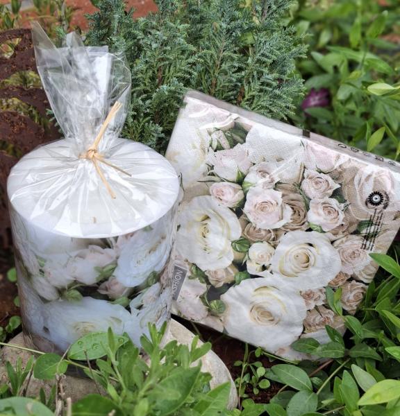 lunchservietten-33x33-mit-weissen-rosen-romantisch